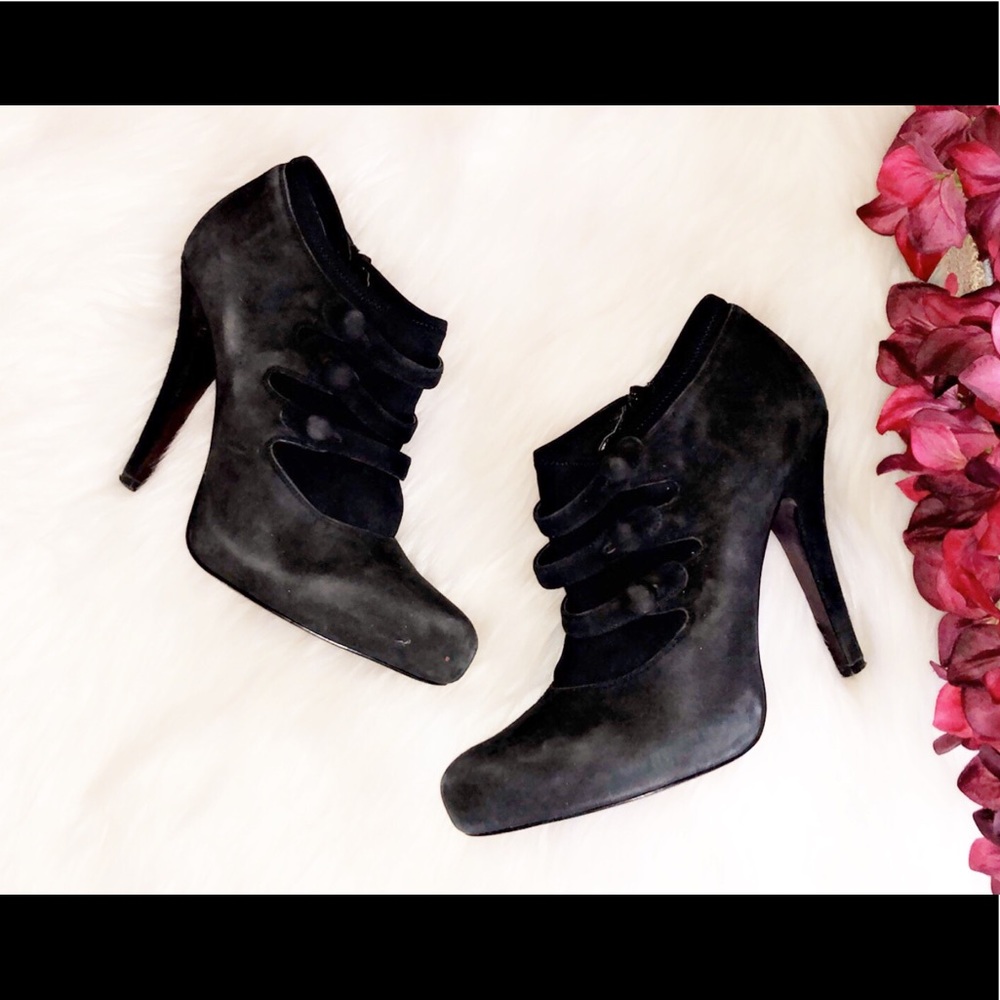 JESSICA SIMPSON Black Suede Ankle Heel Booties